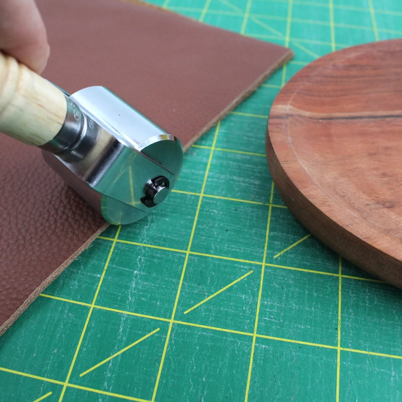 Der Nahtroller von Ivan Leathercraft