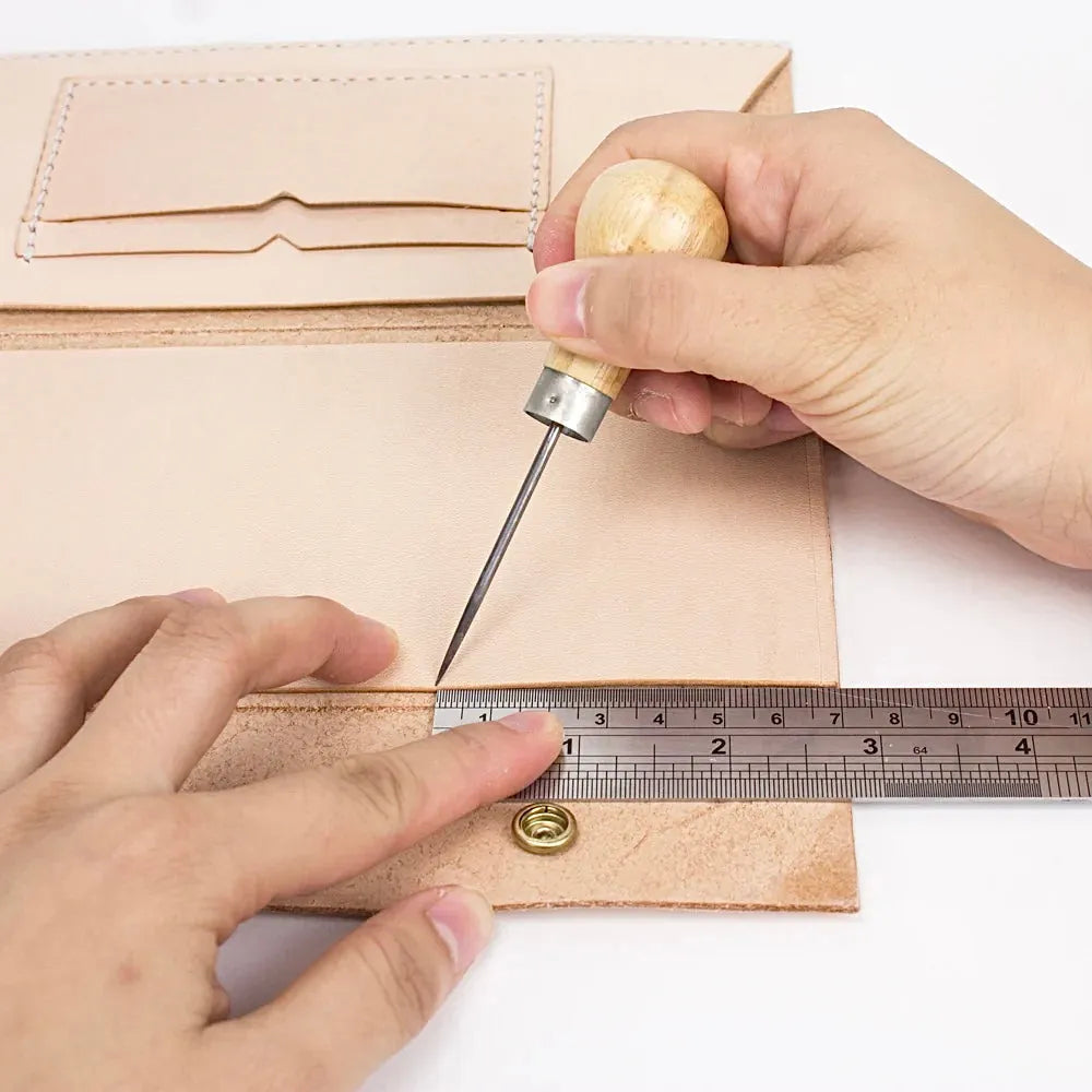 Ivan Leathercraft Stechahle – Präzises Handwerk