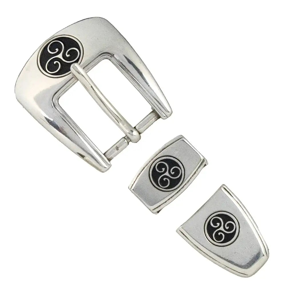 Metallschnalle Set für Gürtel mit schwarz-silbernem keltischen Triskelion Muster