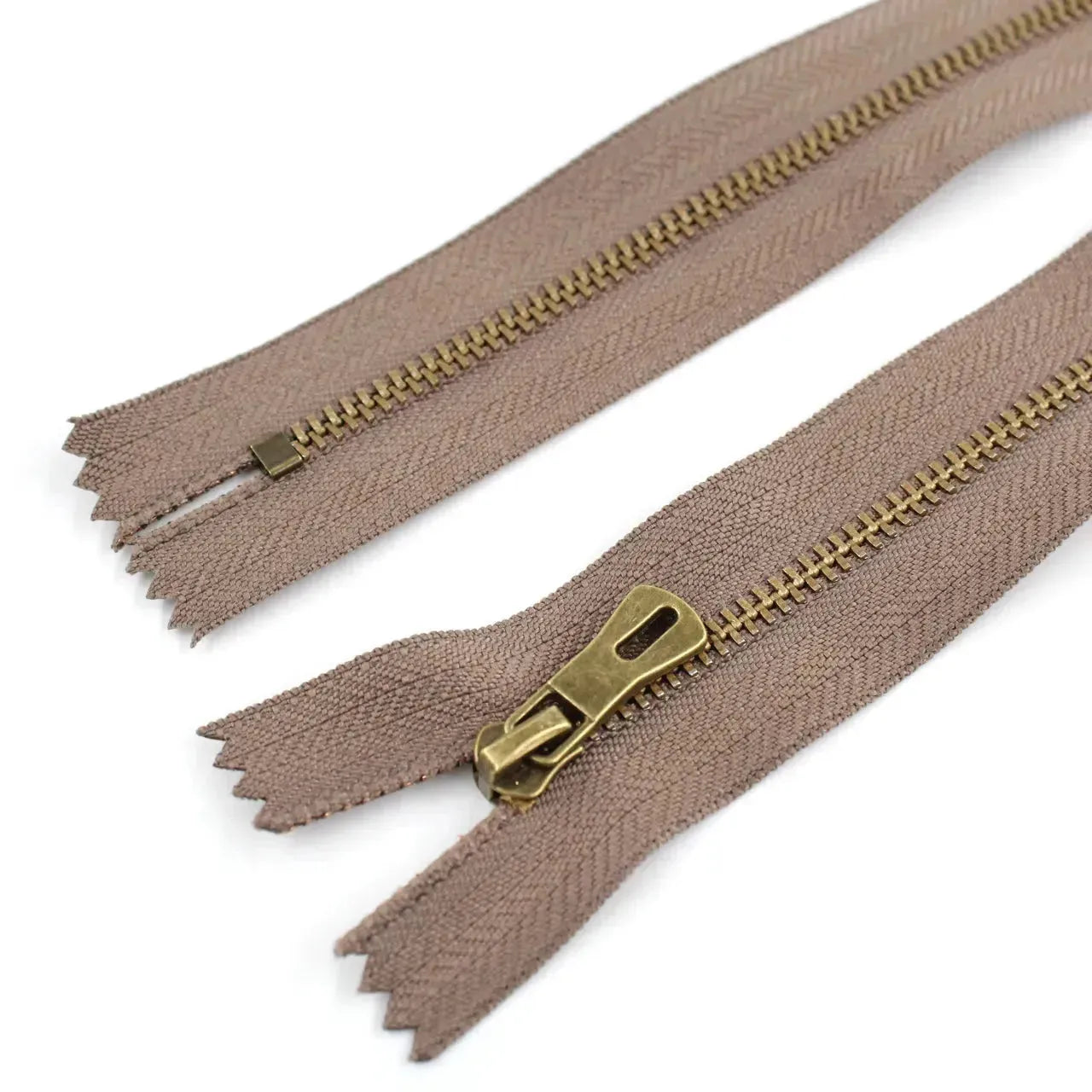 Metallreißverschluss Farbe Capuccino nicht teilbar 30 cm 