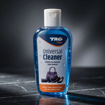 TRG Universal Cleaner Flasche für Leder, Wildleder, Nubuk und Textil auf dunklem Untergrund