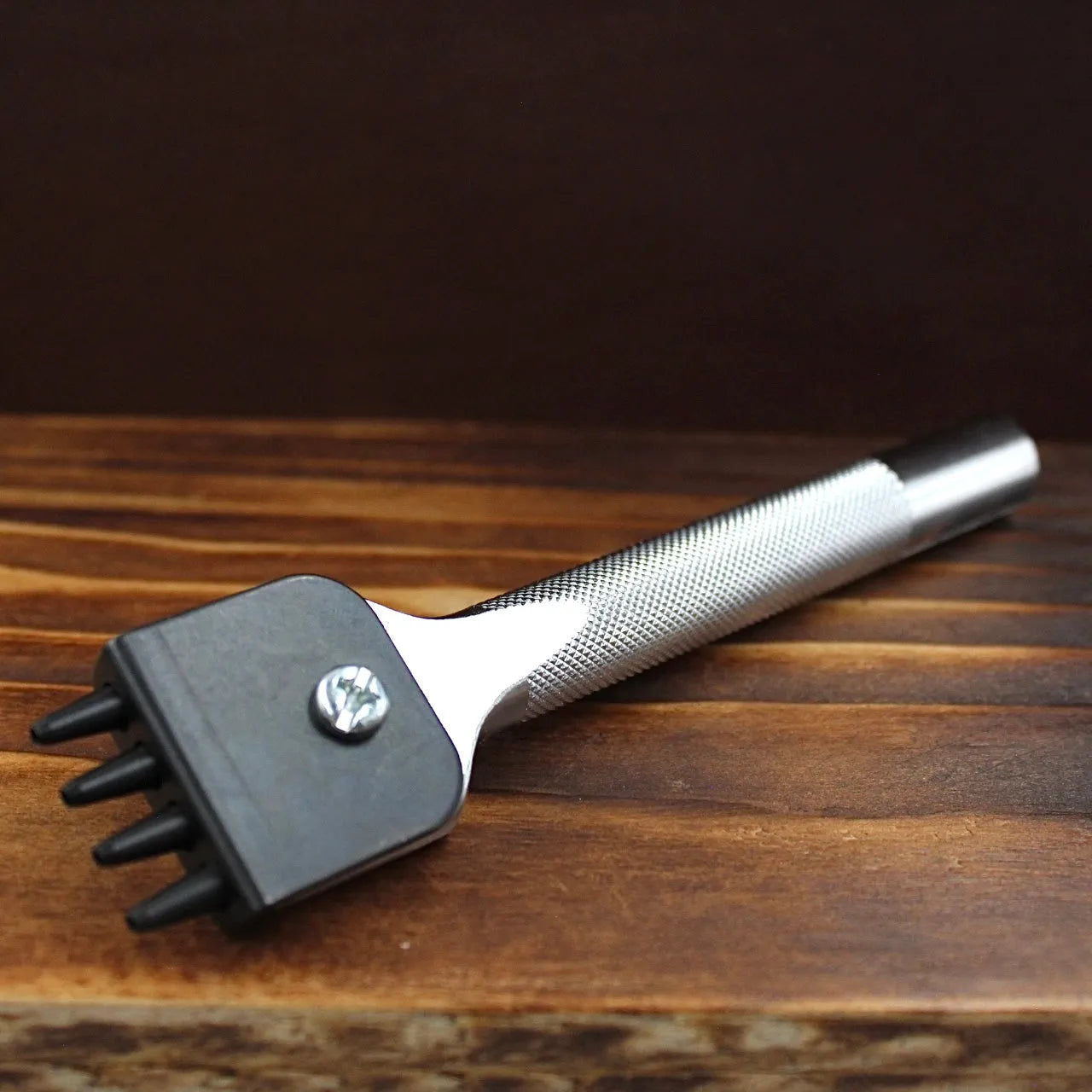 Ivan Leathercraft 4-in-1 Reihenlocheisen 