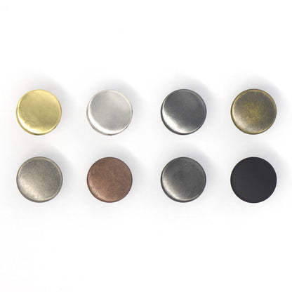 Verschiedene Metallknöpfe in Gold, Silber, Bronze und Schwarz für Lederprojekte