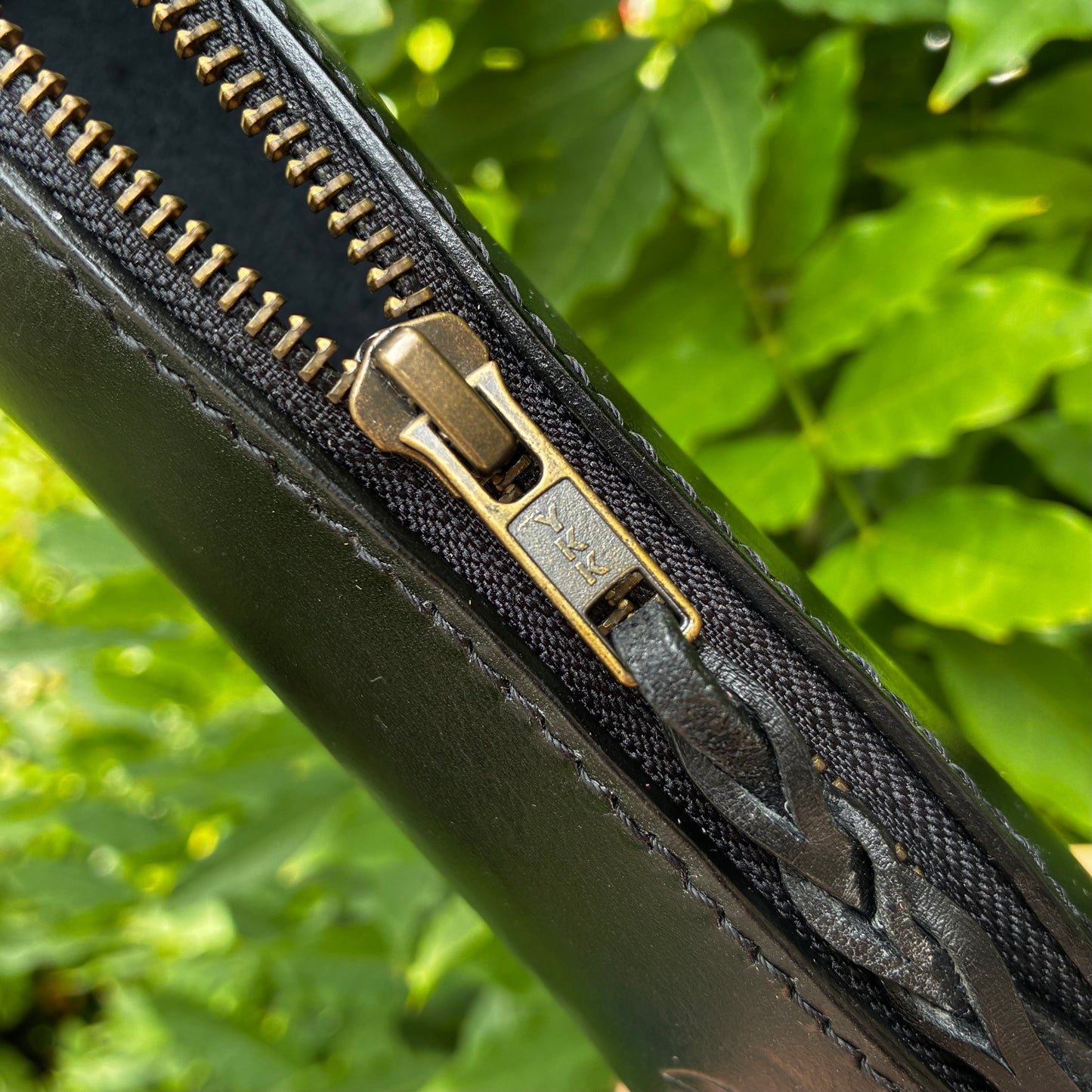 YKK Metall Reißverschluss VT10 – schwarz / brüniert