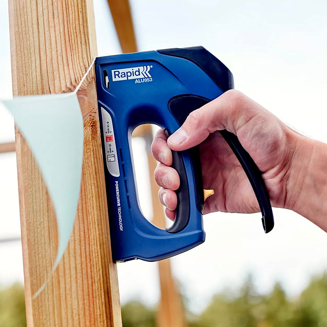 Kombi-Handtacker – Leistungsstark &amp; ergonomisch für präzise Arbeiten