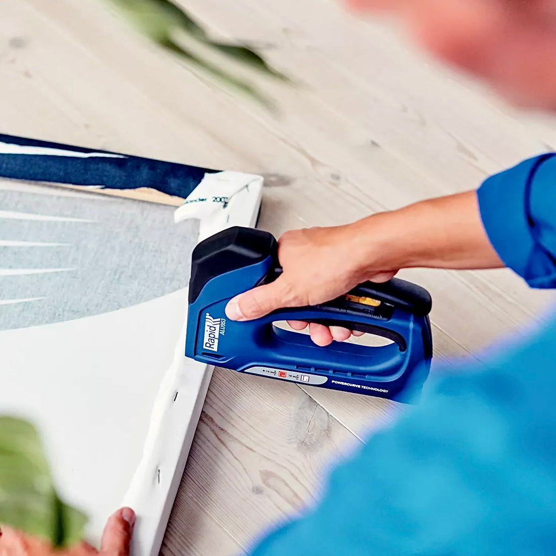 Kombi-Handtacker – Leistungsstark &amp; ergonomisch für präzise Arbeiten