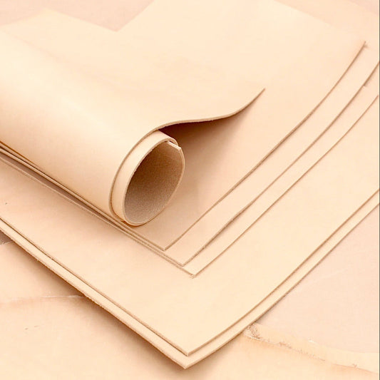 Glatt gegerbte pflanzlich gegerbte Lederstücke in natürlicher Farbe für Lederprojekte