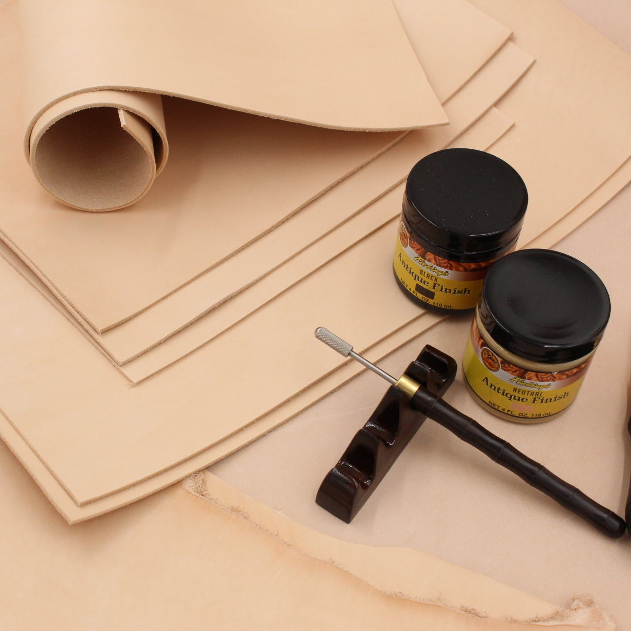 Naturleder Zuschnitte, Lederwerkzeug und Lederfarbe für Hobby und Handwerk