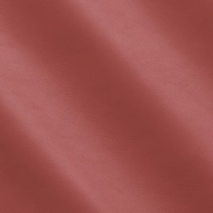 Rotes Leder mit feiner Struktur und sanftem Lichteinfall, Lederstoff für DIY-Projekte