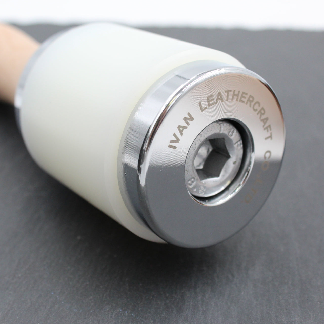 Ivan Leathercraft Punzierhammer 900g