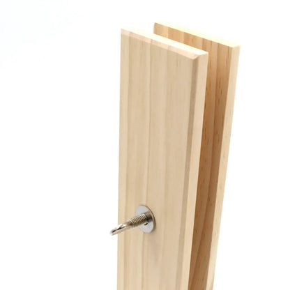 Holz-Lederklemme für Handwerker, Detailansicht mit Metallschraube, Lederwerkzeug