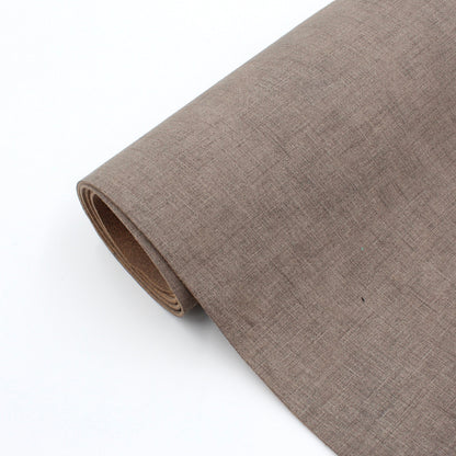 Taupes Leder mit feiner Textur, ideal für Handwerker und Bastlerprojekte
